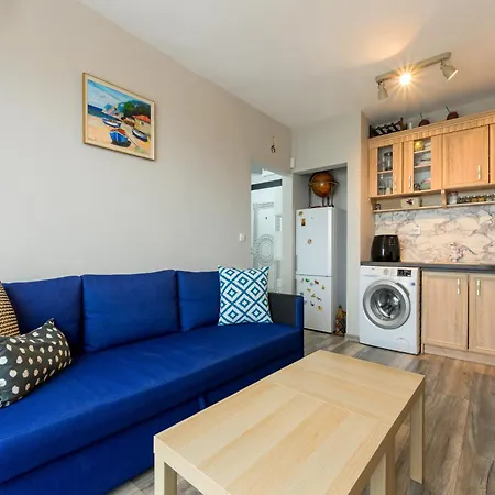 Apartment Sunny Flat-4 People-delta Mall-private Parking Space Varna