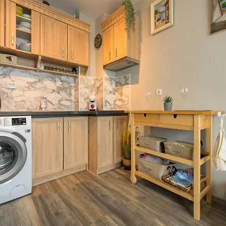 Top Rated 1Br By Delta Mall Varna & Parking Apartamento *