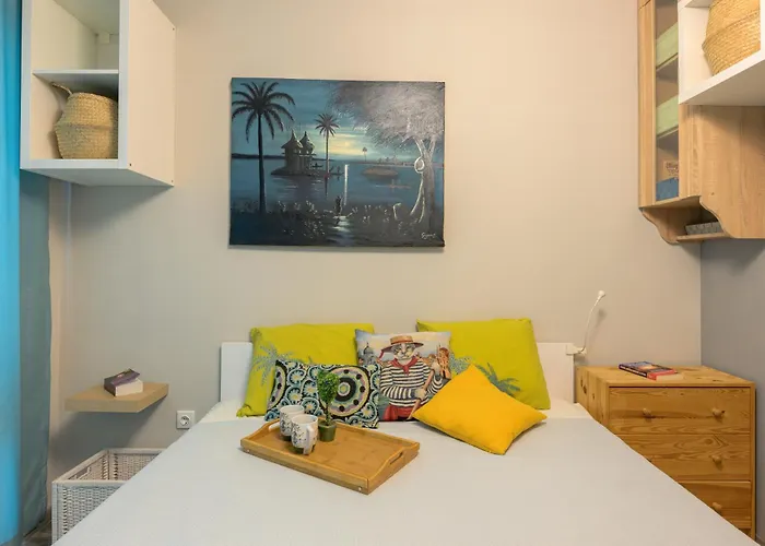 Rated 1br Delta Mall Private Parking